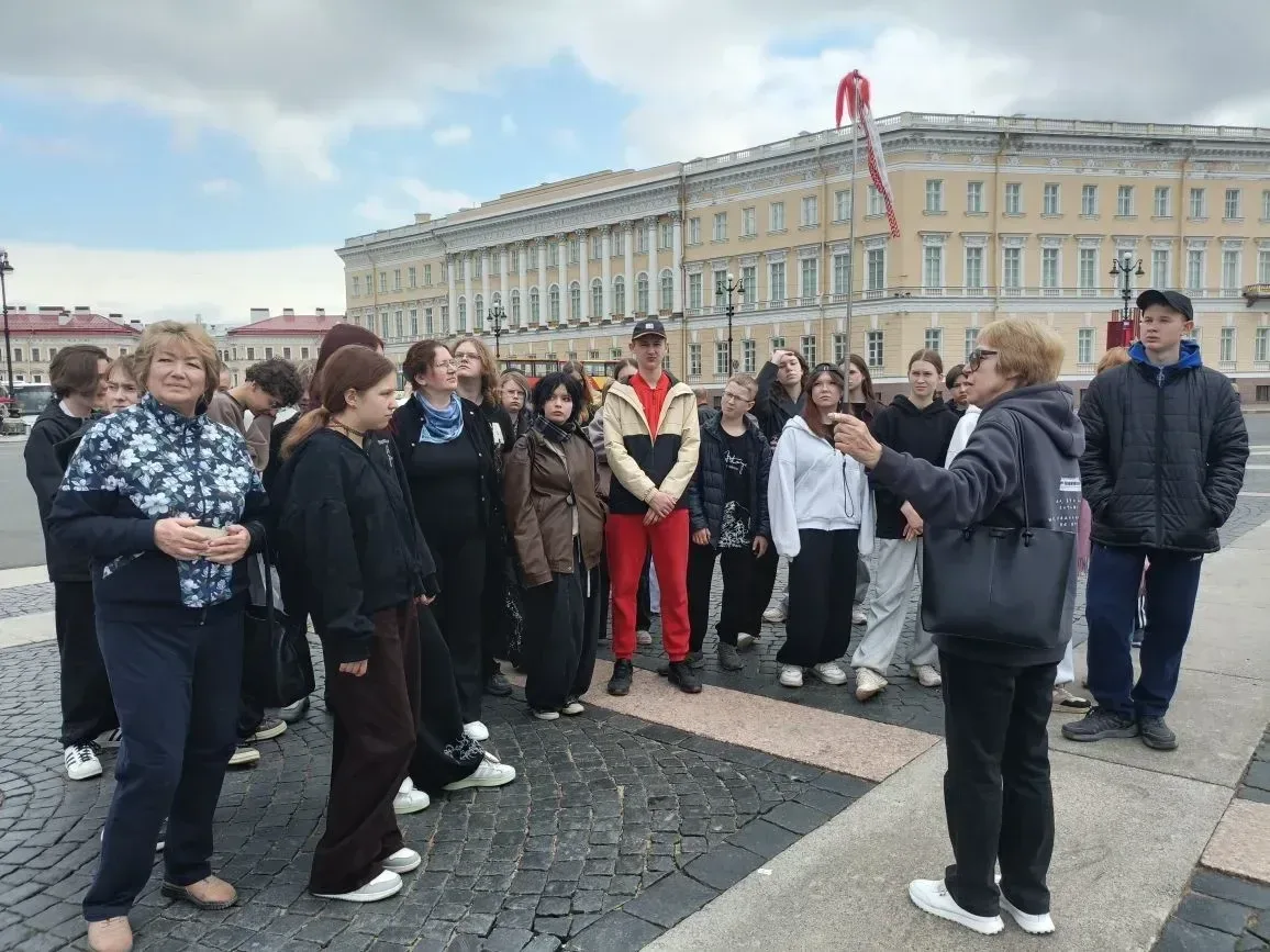 Экскурсия в Санкт-Петербург и Карелию.                             9-11 мая учащиеся 7, 8, 10-х клас