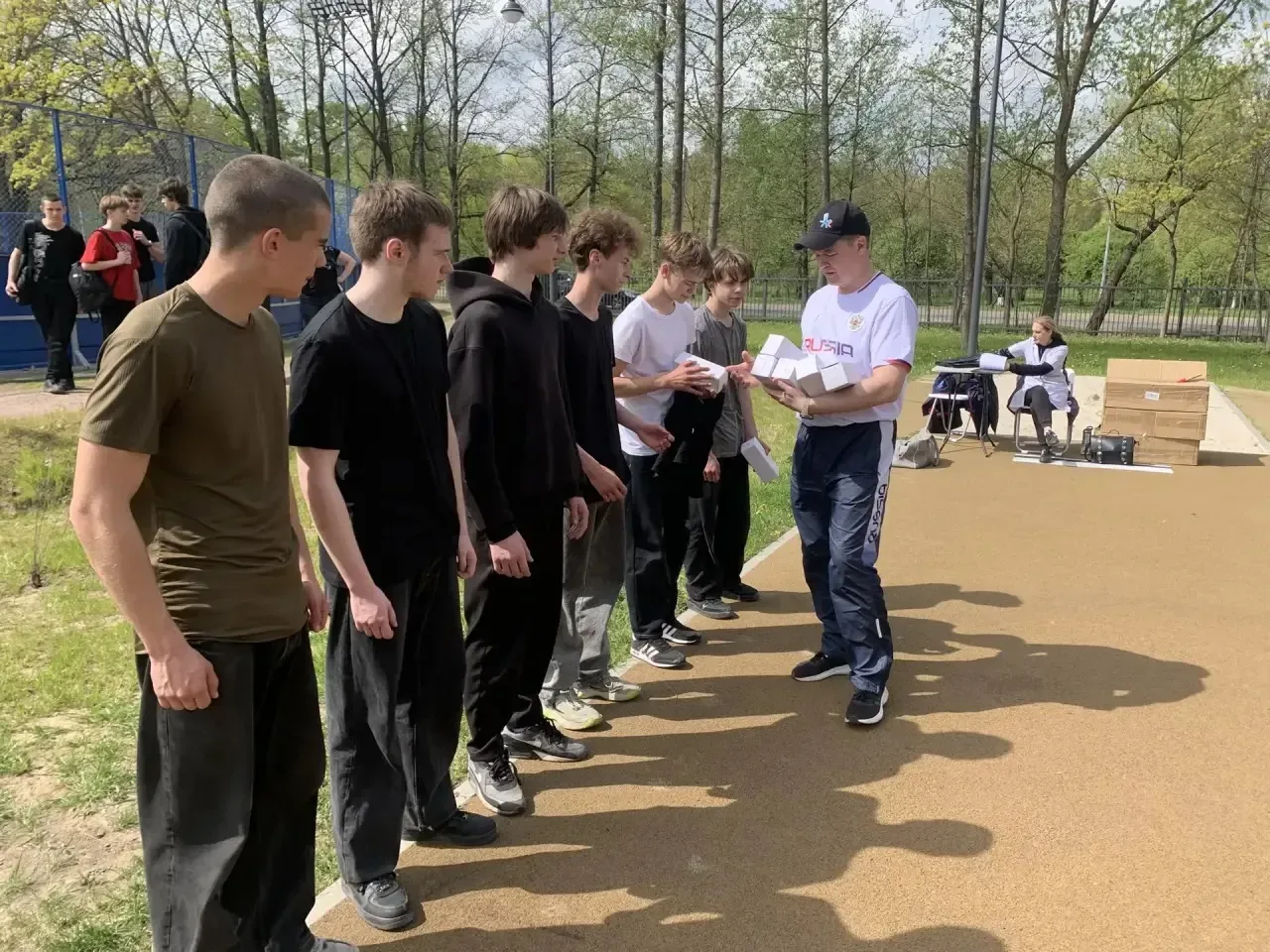 👋Друзья, снова делимся с вами спортивными новостями 💪  13 мая наша команда в составе 6-ти человек пр