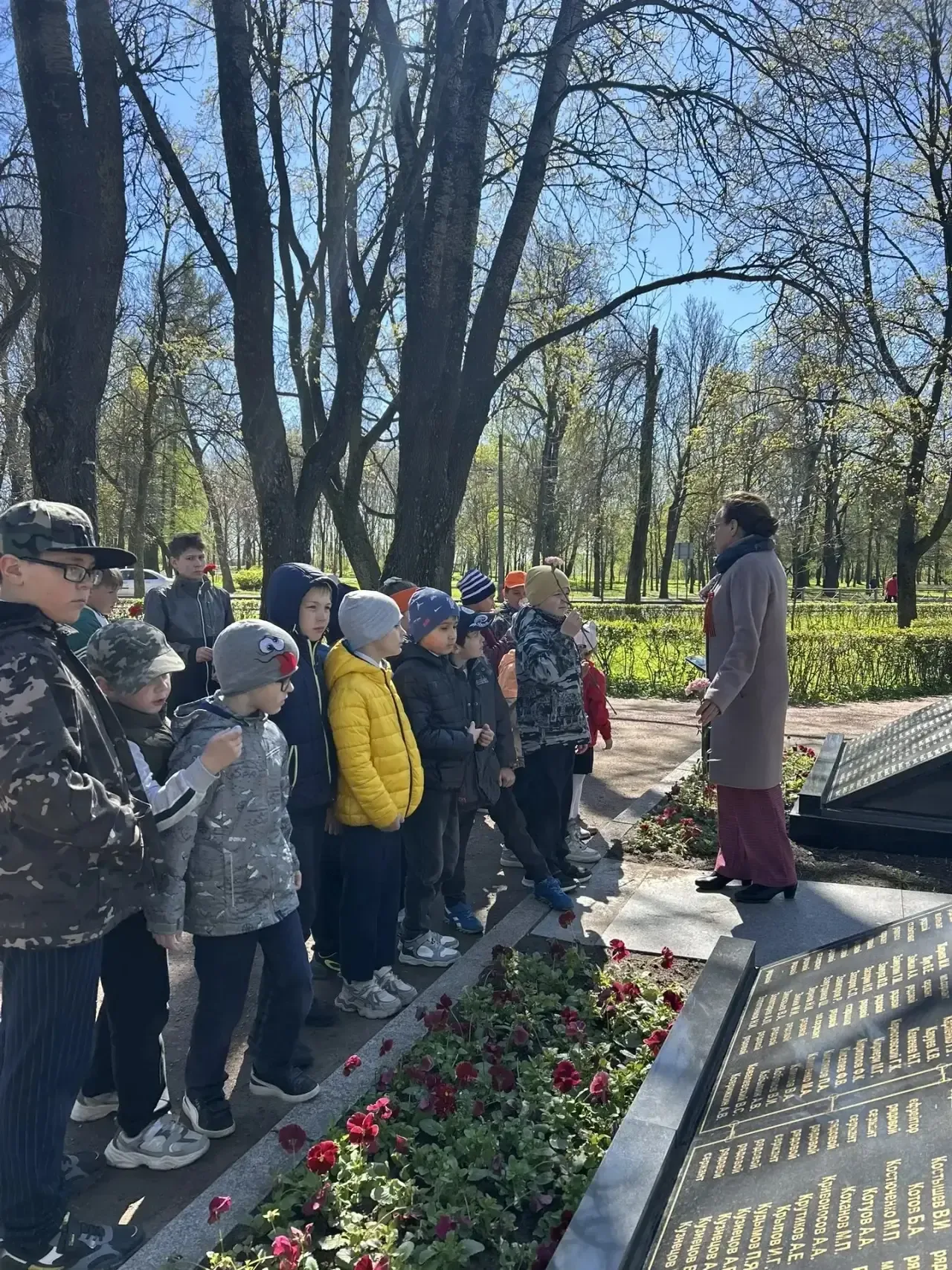 Наши ученики 1Ж, 1Е, 3Ж, 4Е начальной школы из корпуса классов для обучающихся с ОВЗ  совместно с кл