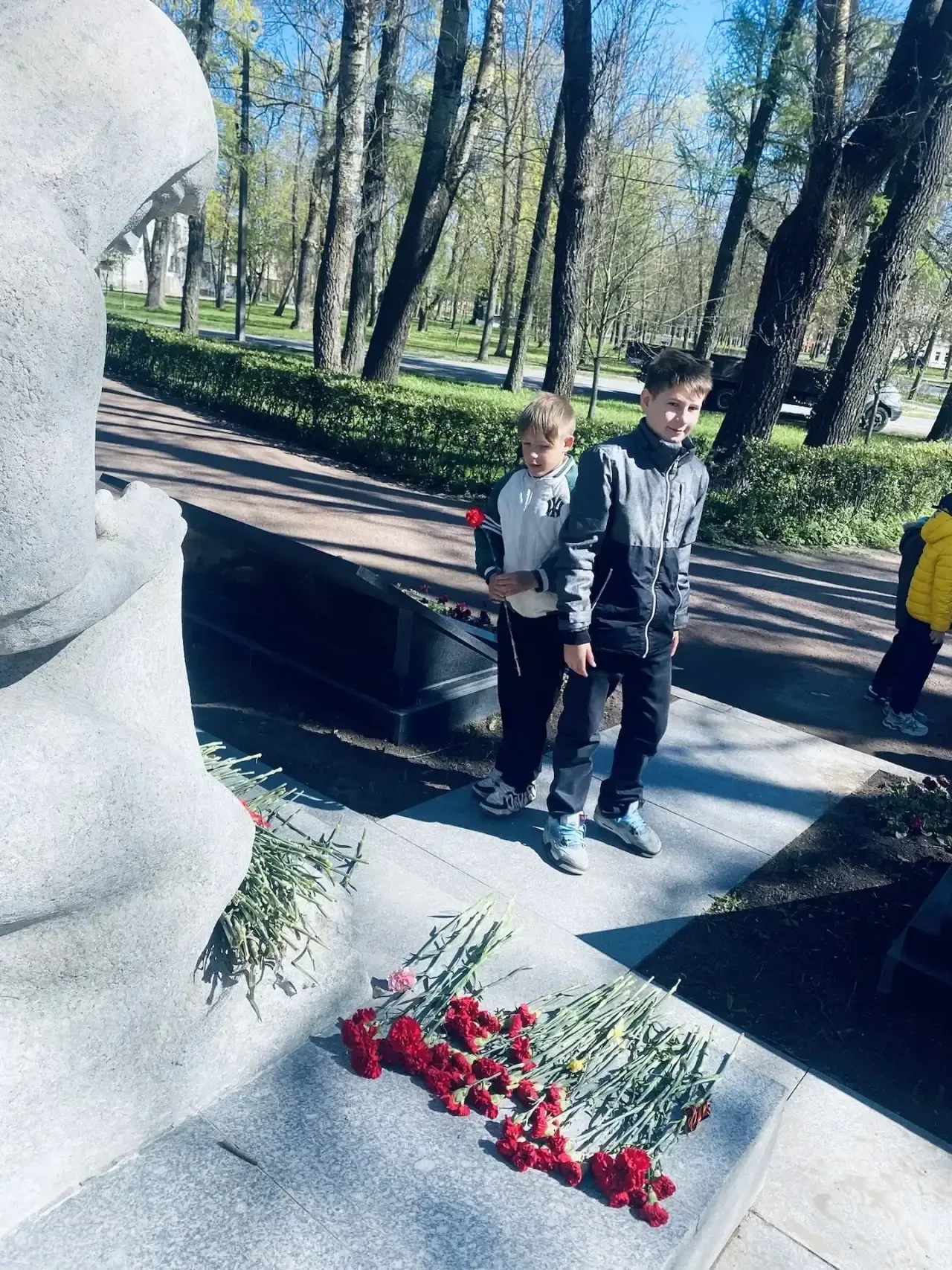 Наши ученики 1Ж, 1Е, 3Ж, 4Е начальной школы из корпуса классов для обучающихся с ОВЗ  совместно с кл
