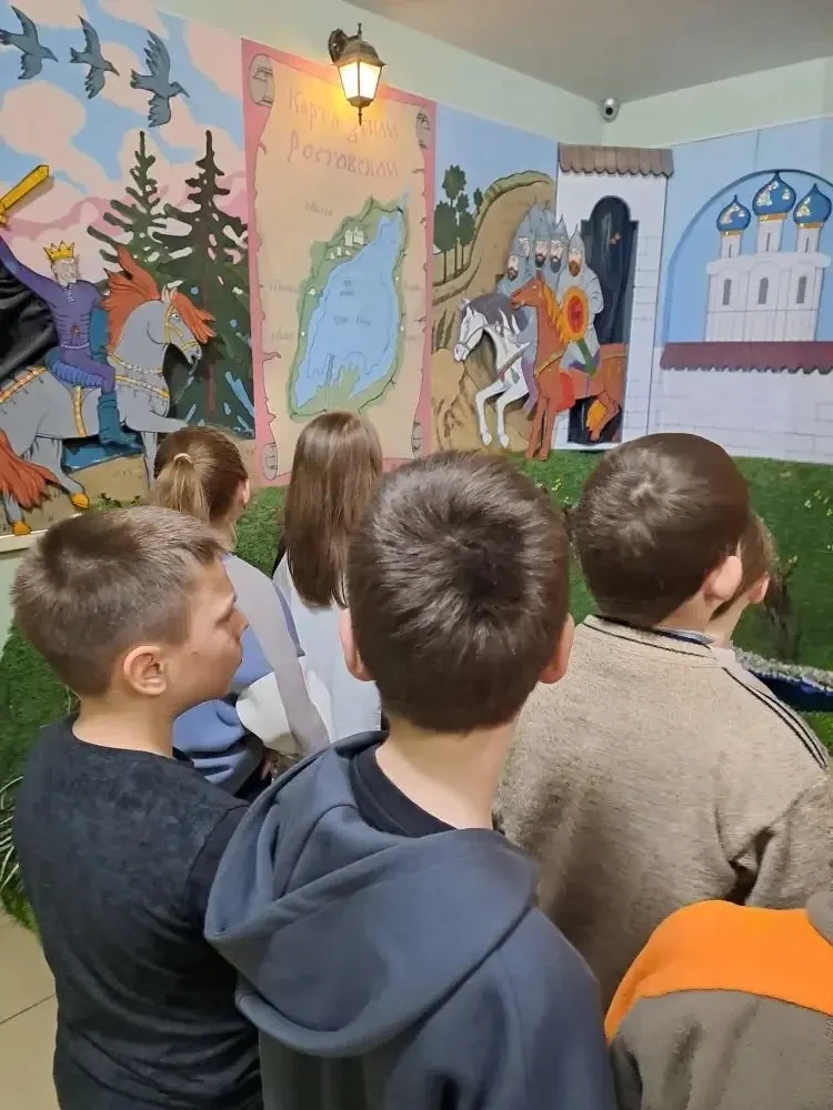 🏰 Путешествие в Ростов Великий: пряники, традиции и Царевна-лягушка! Сегодня наши учащиеся 2-1 класс