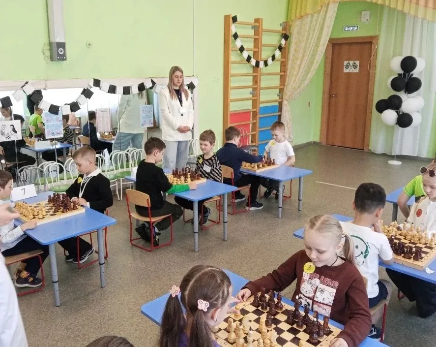 ♟ Серебро на шахматном турнире  ♟ Воспитанники ЦРР — детского сада № 170 приняли участие в отборочно