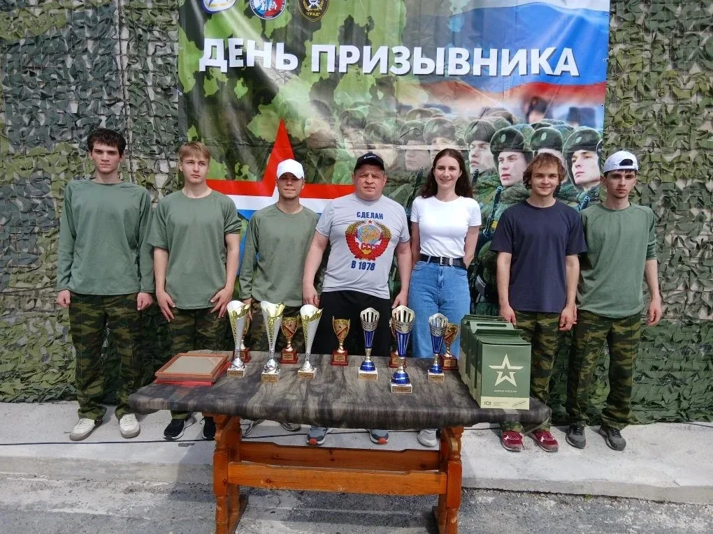 📌Городской "День призывника" прошел 15 мая на базе областного военкомата. 14 команд ОУ, ДЮЦ и СУЗов 