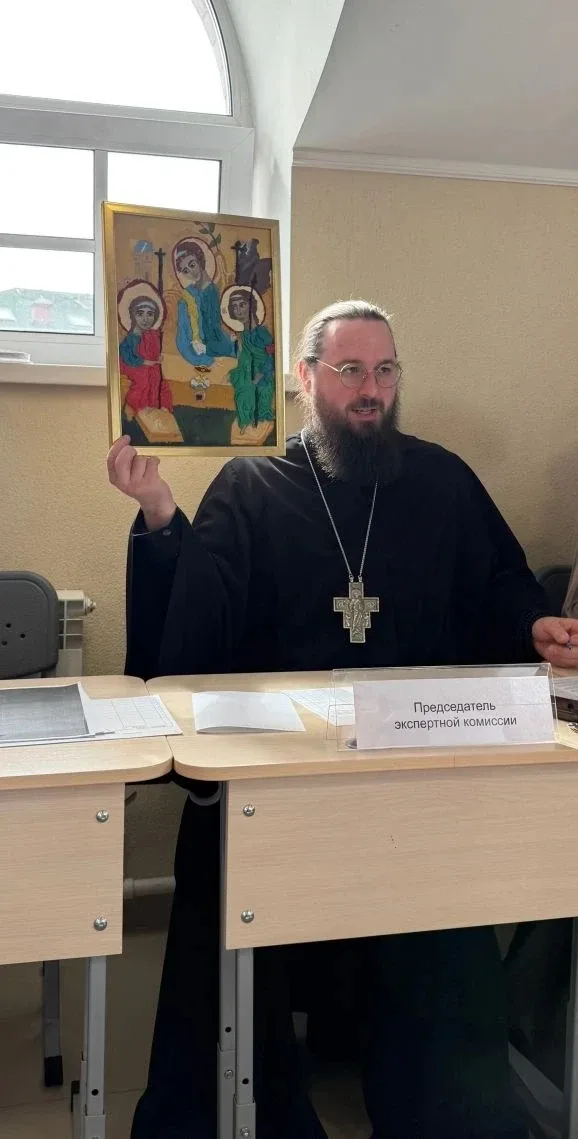 📌Сегодня в Монастырской воскресной школе при Свято-Троицком мужском монастыре состоялась защита итог