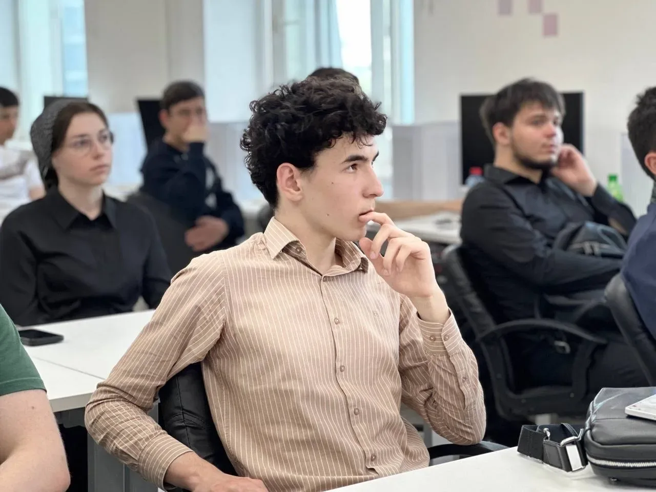 📌 «IT-Pro» продолжается: участники переходят к ключевому этапу работы!  В ИПИТ ГГНТУ им. акад. М.Д. 