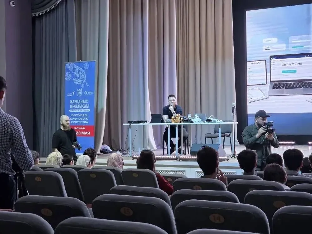 🔥Первый день фестиваля цифрового искусства в ГГНТУ!  📌21 мая в ГГНТУ стартовал фестиваль цифрового и