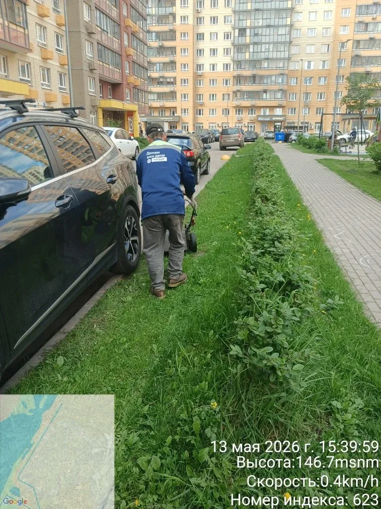 🌱 Сезон покоса открыт: сотрудники УК приступили к скашиванию травы  С наступлением устойчивой тёплой