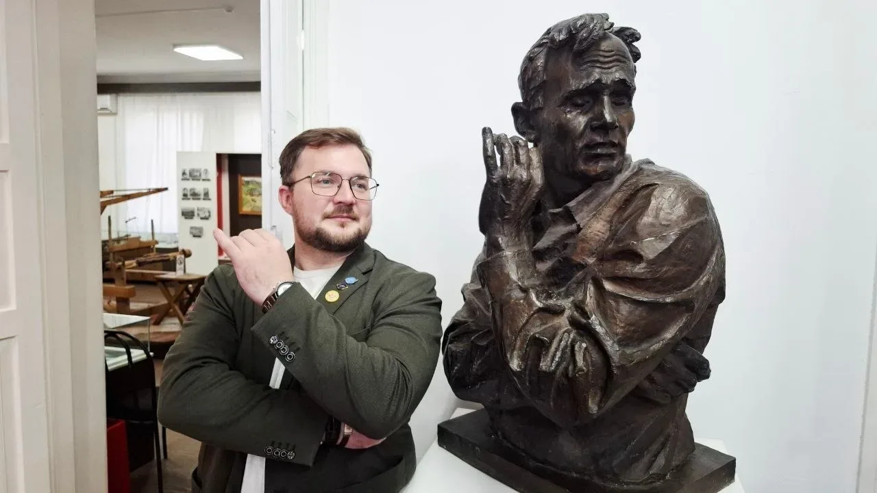 ❓ Выставочные залы или картинные галереи?  🔥 Нет! Это школьные музеи участников «Клуба директоров»  