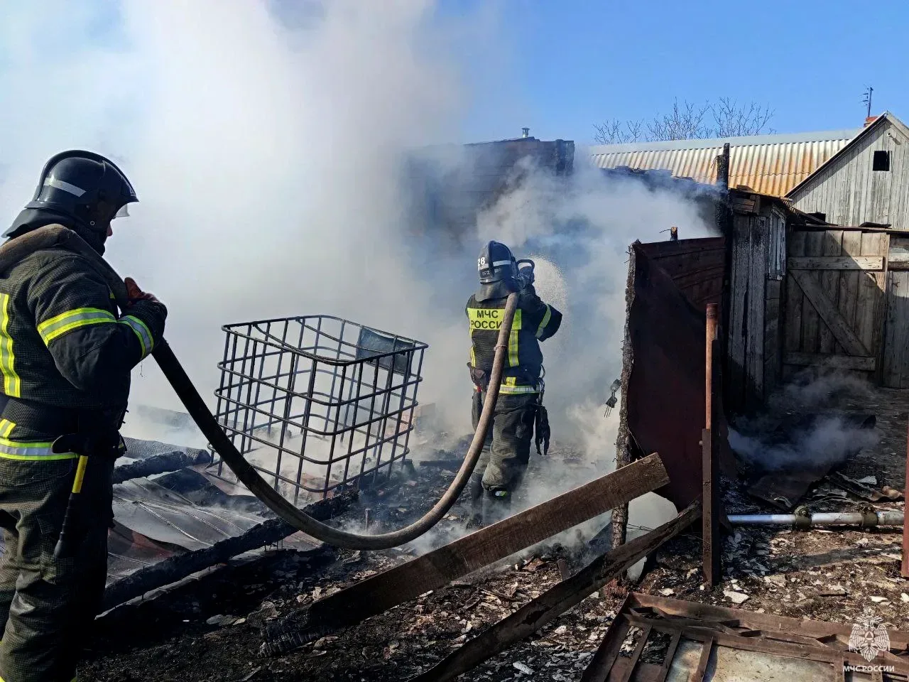 🚒Оперативная информация за сутки  Зарегистрировано 30 происшествий.   🔸Ликвидировано 11 пожаров. К с