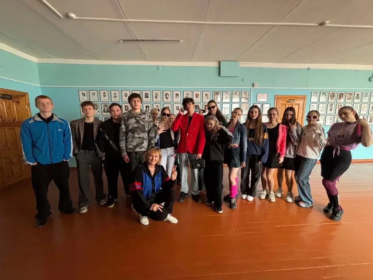 9Б + ОГЭ = братство, стиль и никакого стресса 🔥  Последняя рабочая неделя перед главным марафоном по