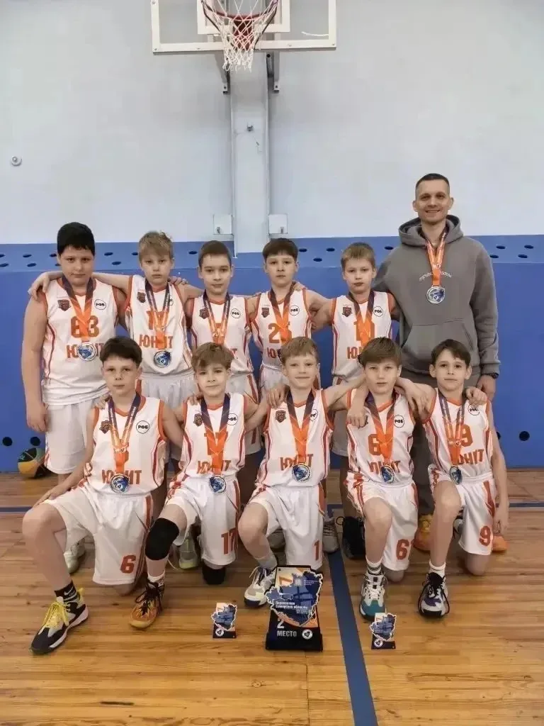 🏀 Серебро! Герои 74-й школы в битве за Самарскую область  Знаете, что круче побед? Когда характер и 