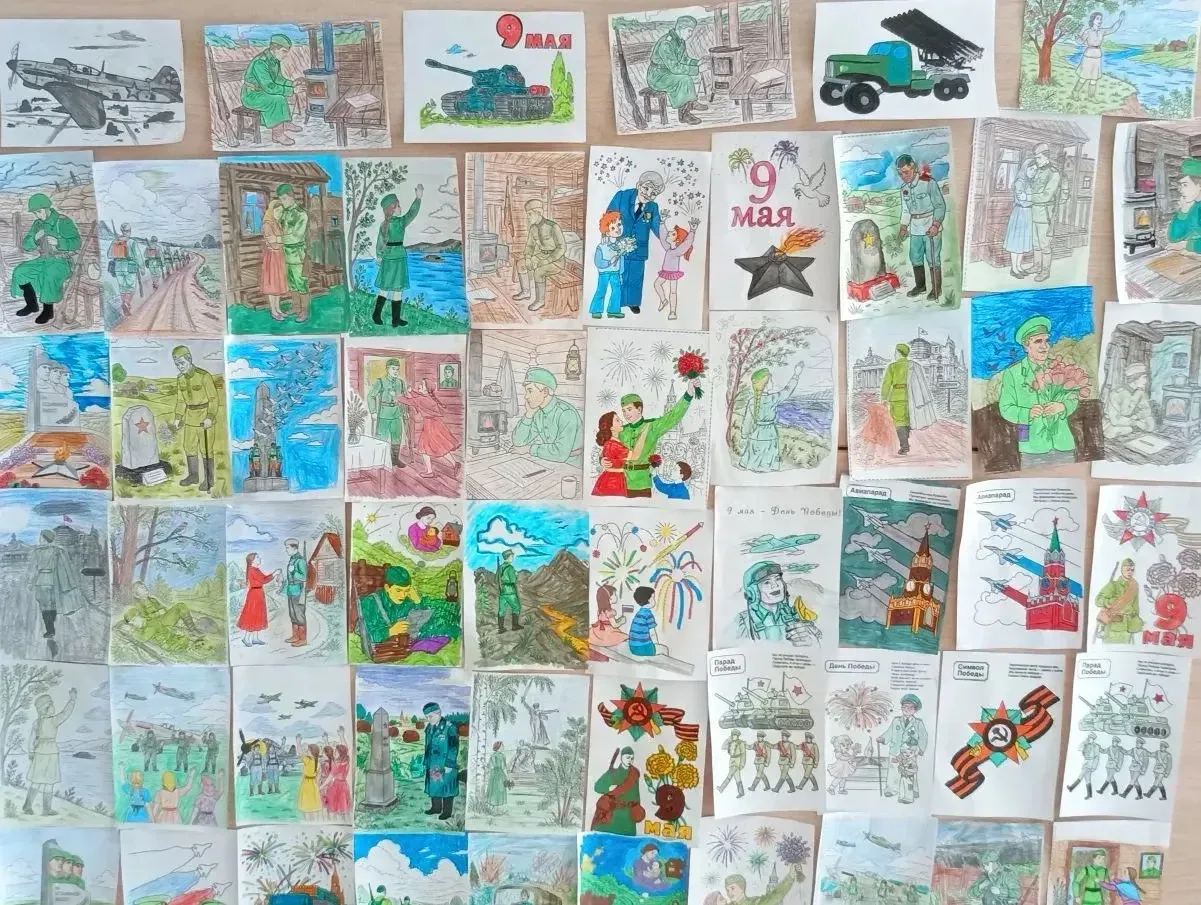 Школьная выставка ко Дню Победы:  память, творчество и уважение🎖️  В нашей школе успешно завершилась