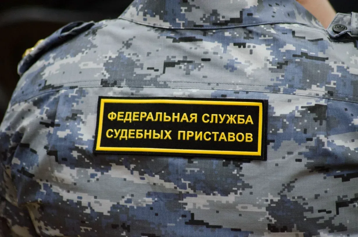 Приставы взыскали моральный вред за смерть потерпевшего  В Ровенском районе Саратовской области в ре