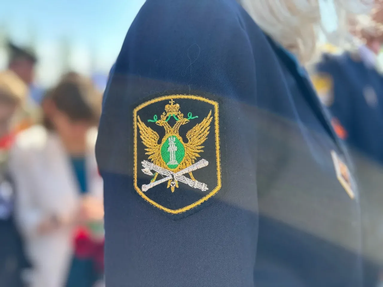 Благодаря приставам мать получила компенсацию за гибель сына в массовом ДТП  26 октября 2016 года на