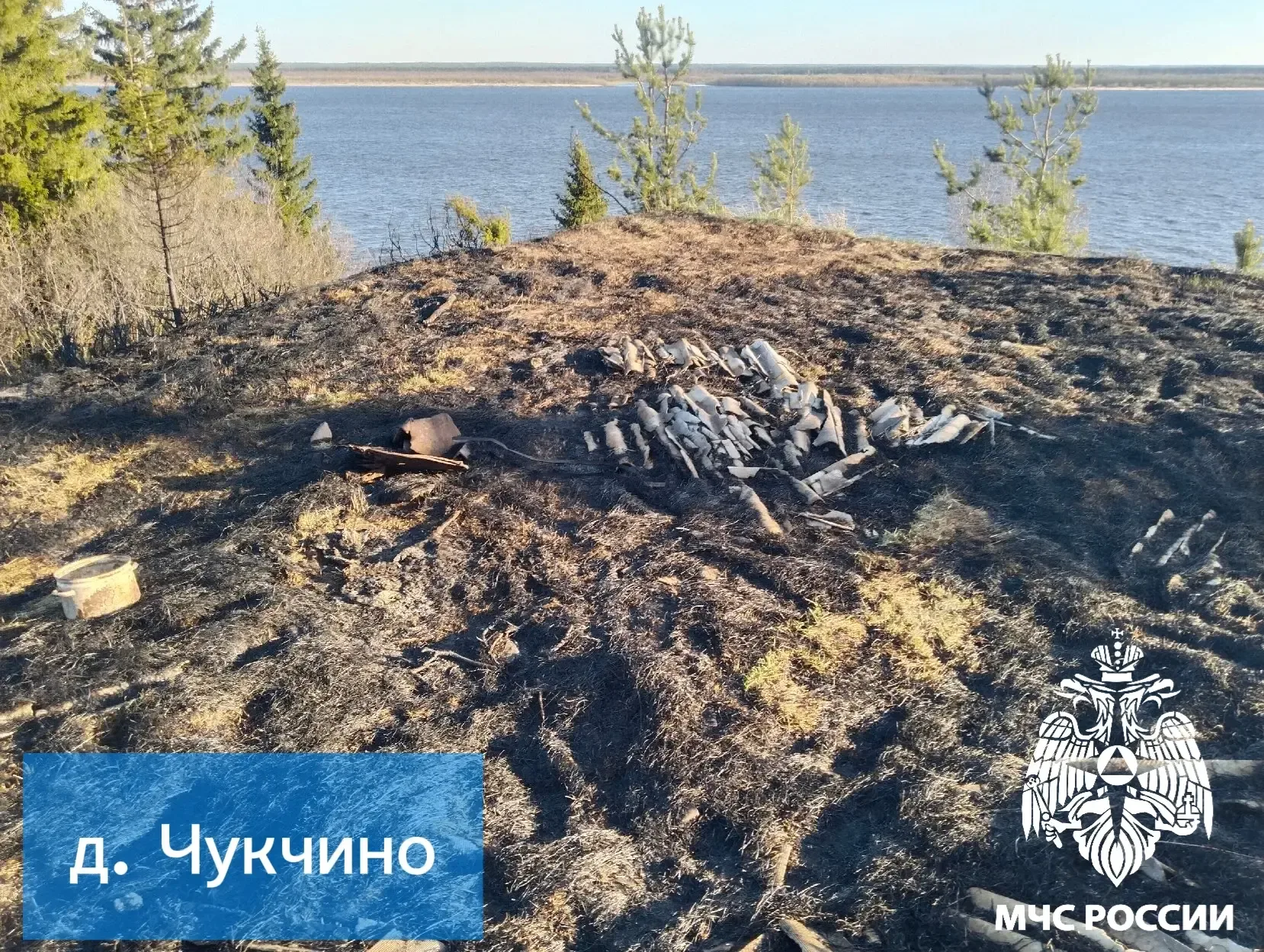 НА ПОЖАРЕ В ПРИЛУЗСКОМ РАЙОНЕ ЭВАКУИРОВАНЫ ТРИ ЧЕЛОВЕКА  За дежурные сутки в Коми ликвидировали шест