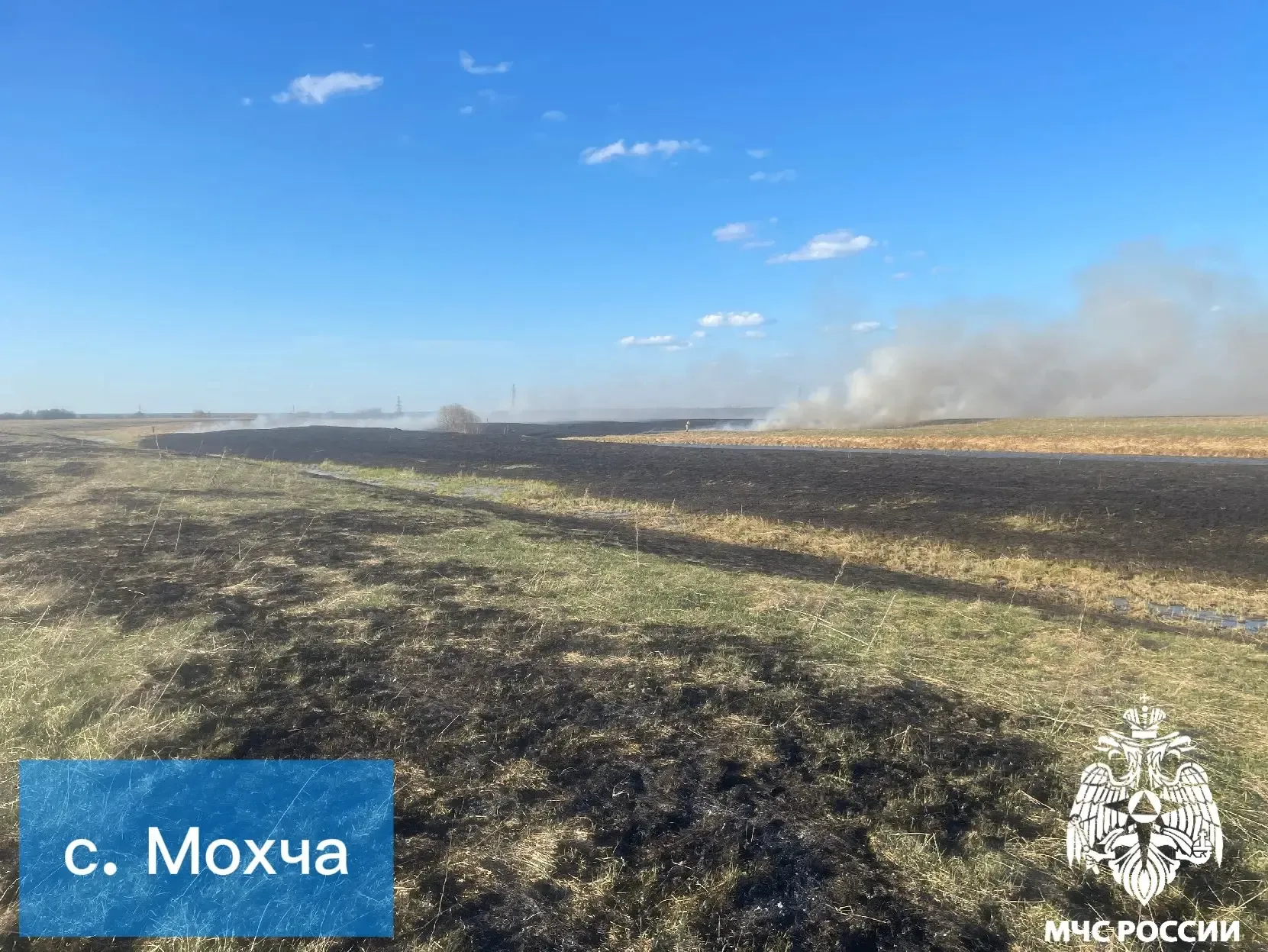 НА ПОЖАРЕ В ПРИЛУЗСКОМ РАЙОНЕ ЭВАКУИРОВАНЫ ТРИ ЧЕЛОВЕКА  За дежурные сутки в Коми ликвидировали шест