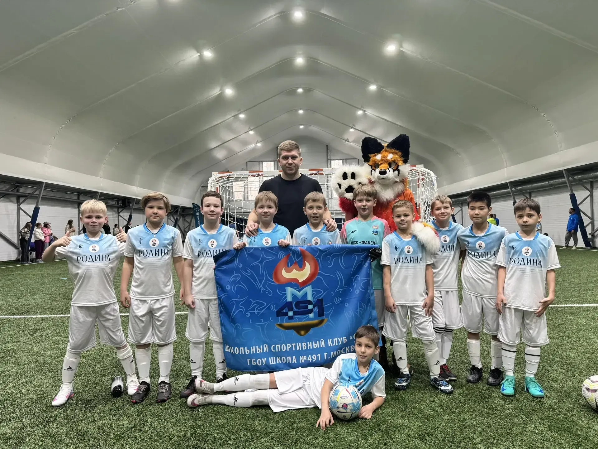 Болеем за наших!  ⚡️ Анонс  ⚽️ Сегодня, 17 мая, наши юные футболисты выступят в плей-офф футбольного