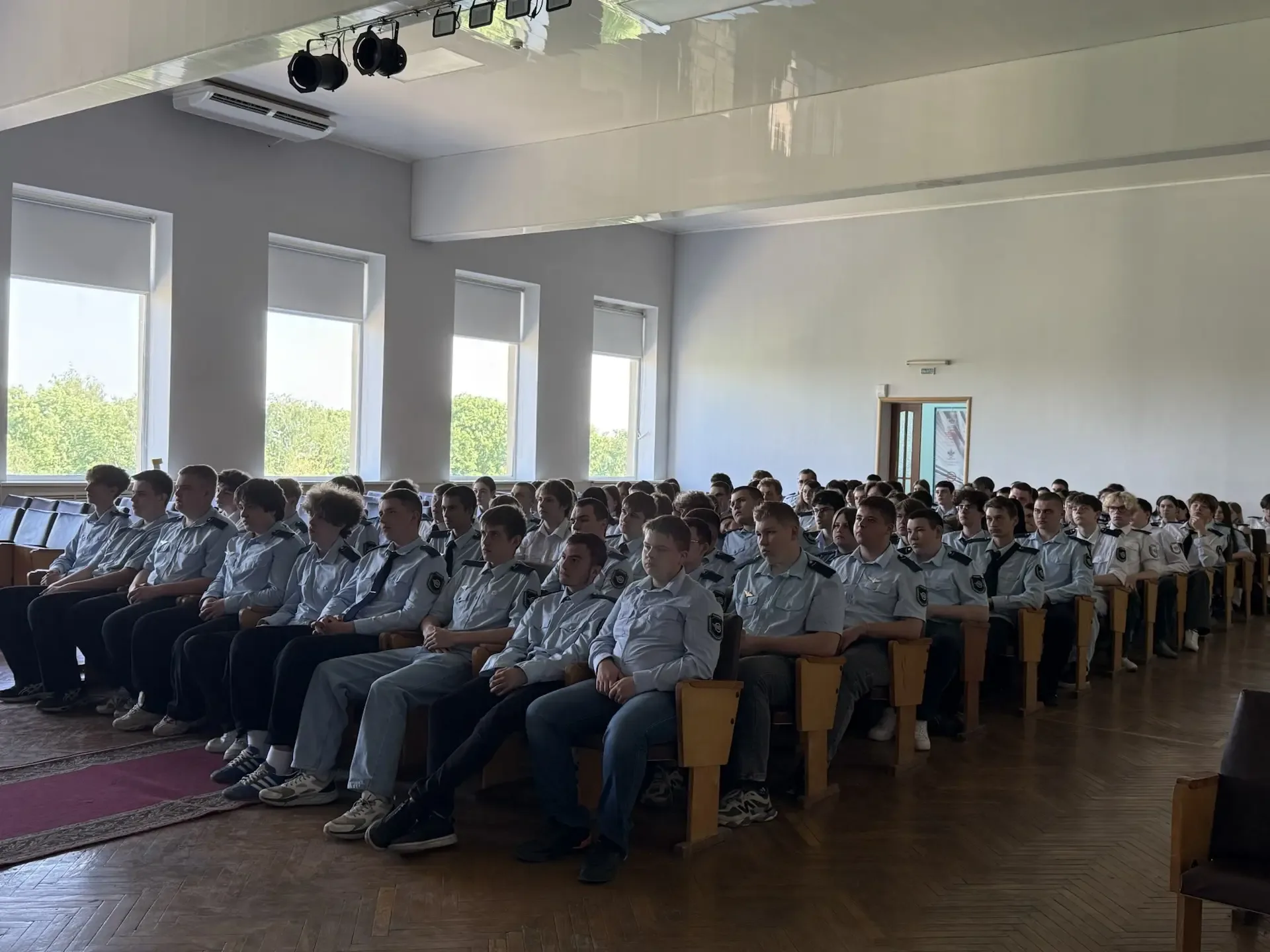 С целью профилактики экстремизма и терроризма среди подростков 22 мая в актовом зале ПТЖТ состоялся 