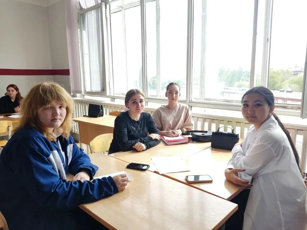 19.05.2026 была проведена  игра  Квиз «Опасная игра» Кучумовой О.В. с группой Д-33, где мы проверяли