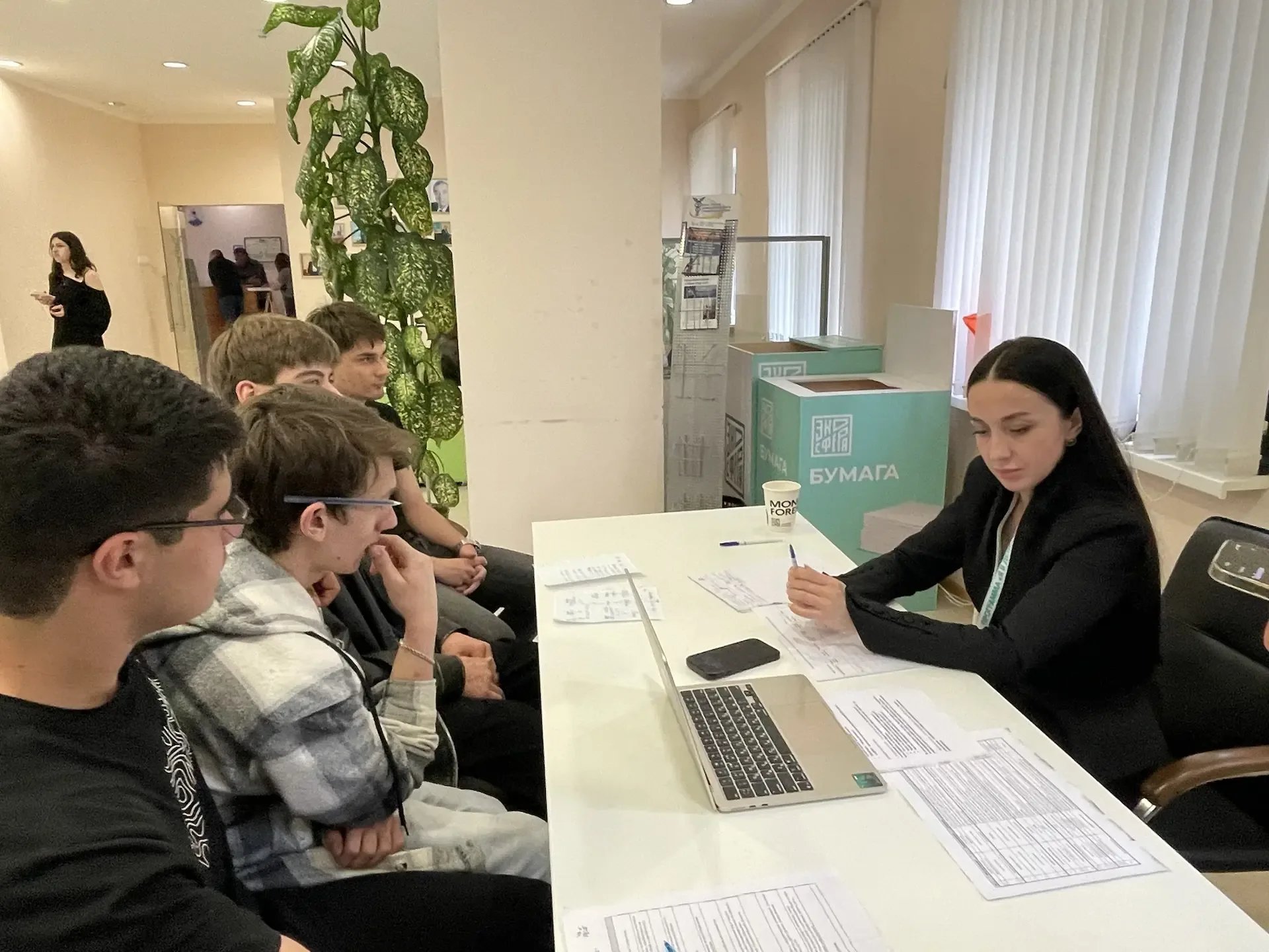 На хакатоне федерального проекта «Я в Деле» команды Ставропольского филиала МПГУ продолжают работу н
