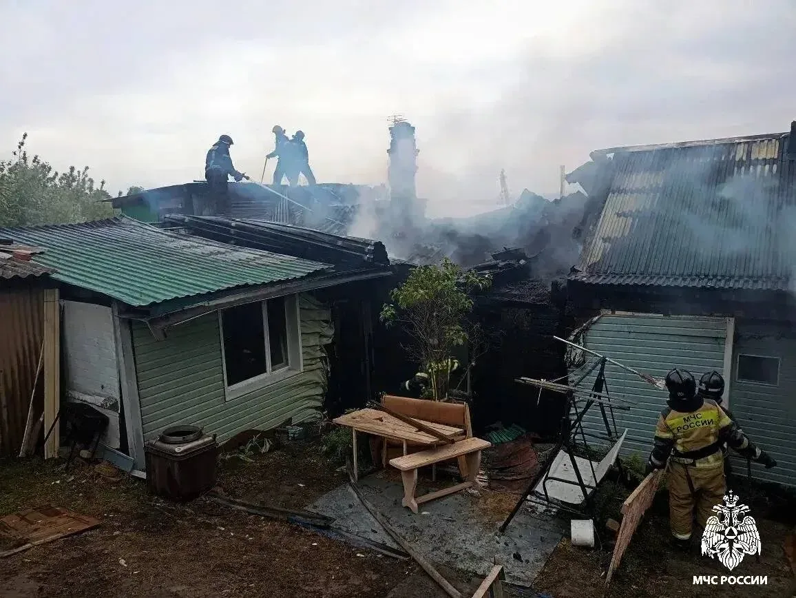 🔥Во Владивостоке на Змеинке сегодня сгорел частный дом    Сегодня в 15:59 на телефон пожарно-спасате
