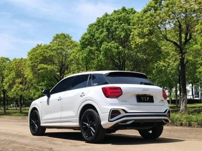 🇩🇪 Audi Q2L 35 TFSI — немецкий стиль и технологии под ключ в Уссурийске!  • Год выпуска: 2021/11 • Д