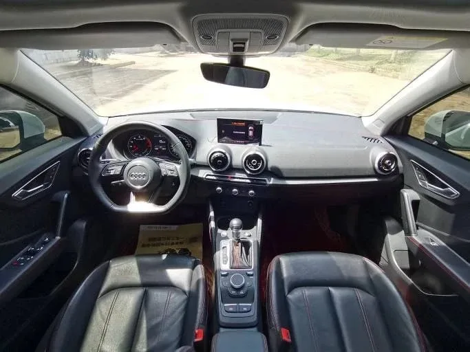 🇩🇪 Audi Q2L 35 TFSI — немецкий стиль и технологии под ключ в Уссурийске!  • Год выпуска: 2021/11 • Д