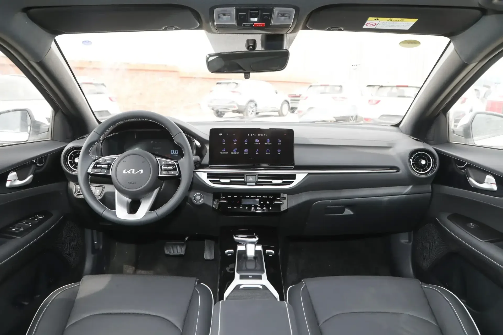 Kia K3 1.5L IVT (2025 г.) из Китая — пробег 0 км!   ‼️ ПРЕДЛОЖЕНИЕ АКТУАЛЬНО 3 ДНЯ ‼️  • Двигатель: 