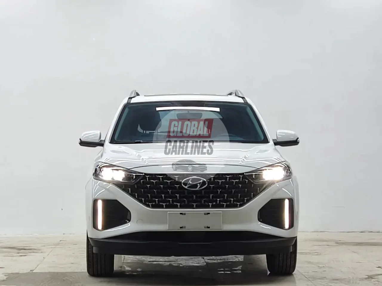 ПОД ЗАКАЗ ИЗ КИТАЯ🐉 Hyundai ix35 240TGDi DCT 2022/03  • 1.4 л. бензин/ 140л.с/2WD • пробег - 8 006 к
