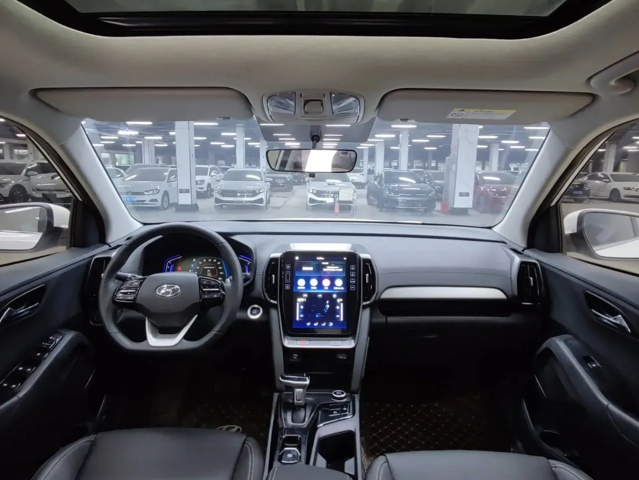 ПОД ЗАКАЗ ИЗ КИТАЯ🐉 Hyundai ix35 240TGDi DCT 2022/03  • 1.4 л. бензин/ 140л.с/2WD • пробег - 8 006 к