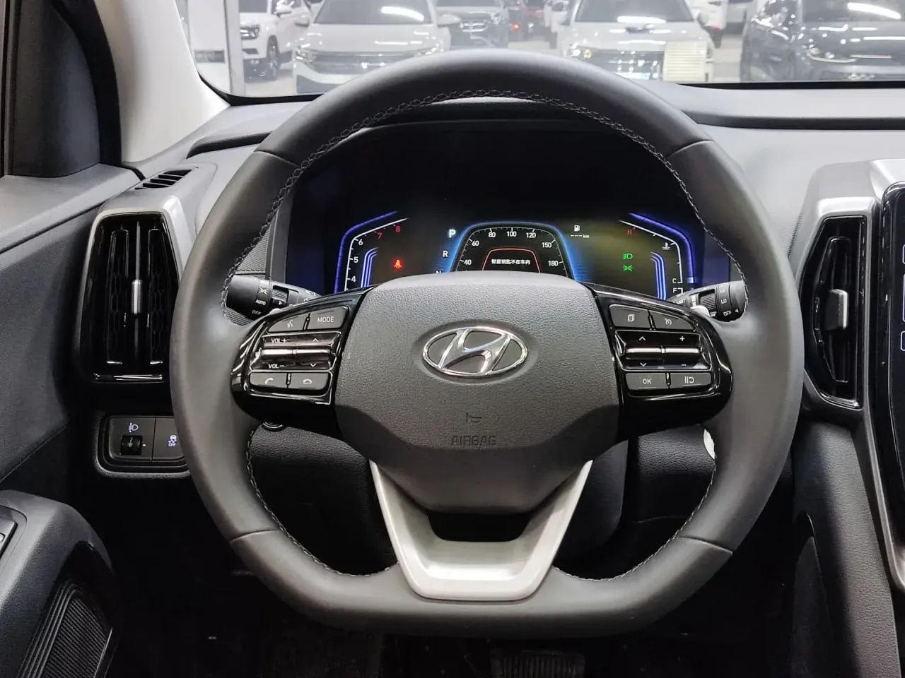 ПОД ЗАКАЗ ИЗ КИТАЯ🐉 Hyundai ix35 240TGDi DCT 2022/03  • 1.4 л. бензин/ 140л.с/2WD • пробег - 8 006 к