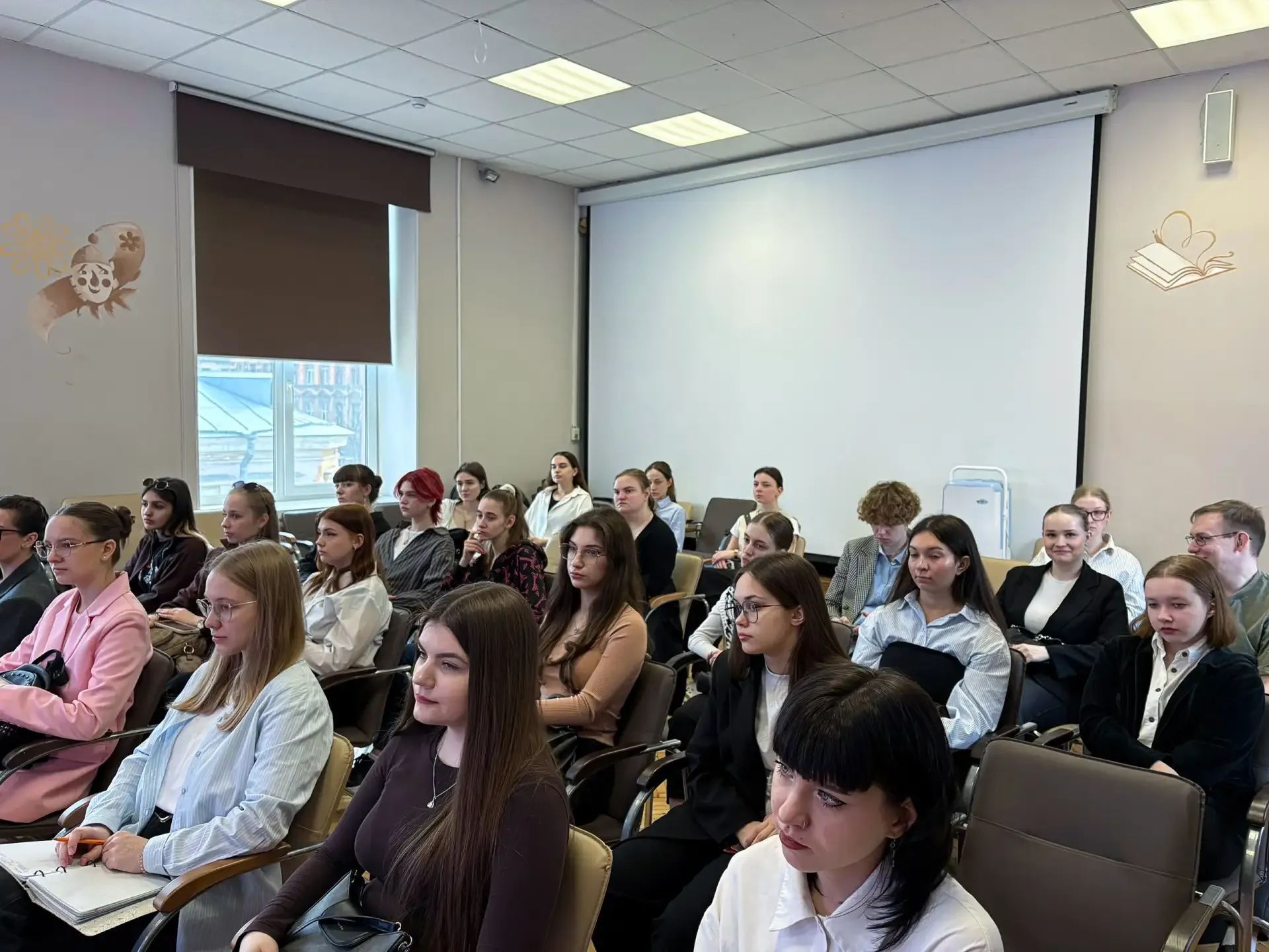 💡 Студенты кафедры сурдопедагогики продолжают участвовать во встречах с потенциальными работодателям