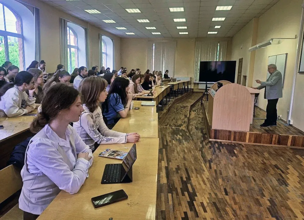 🎓 Состоялась открытая лекция почётного профессора РГПУ им. А.И. Герцена Г.Н. Пенина «Дефектология: п