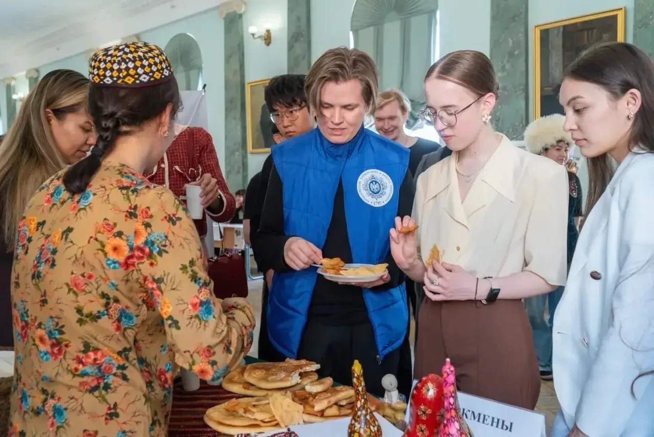 🌼 Весенний Герценовский Фестиваль 🌼  В этом году мы подготовили для гостей настоящий микс из творчес