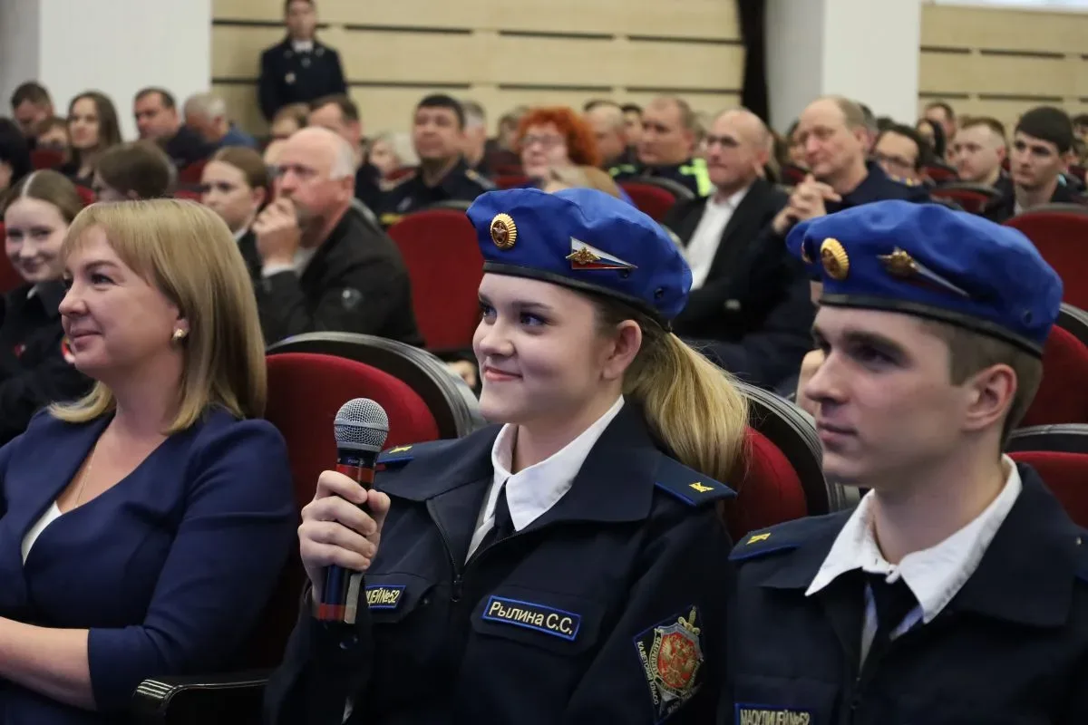 ⚡⚡Служить правде и Отечеству: В Алтайском крае состоялась встреча с военным корреспондентом Алексеем