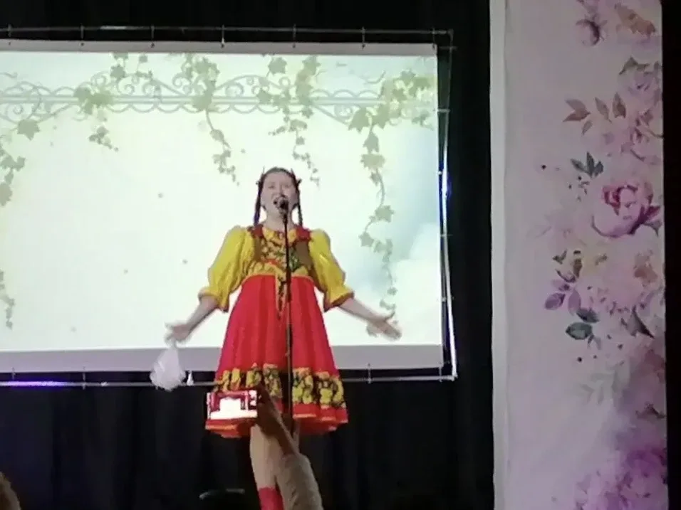 🎉Первомай в Брюховецком районе отмечают по-настоящему душевно.   🏠Праздничные концерты с яркими номе