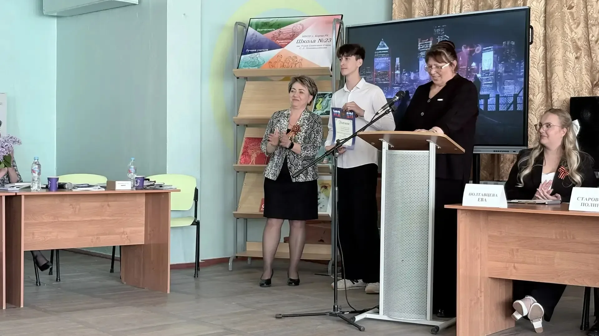 🎓 Научно-практическая конференция "Шаг в науку"  Дни науки и творчества в нашей школе традиционно   