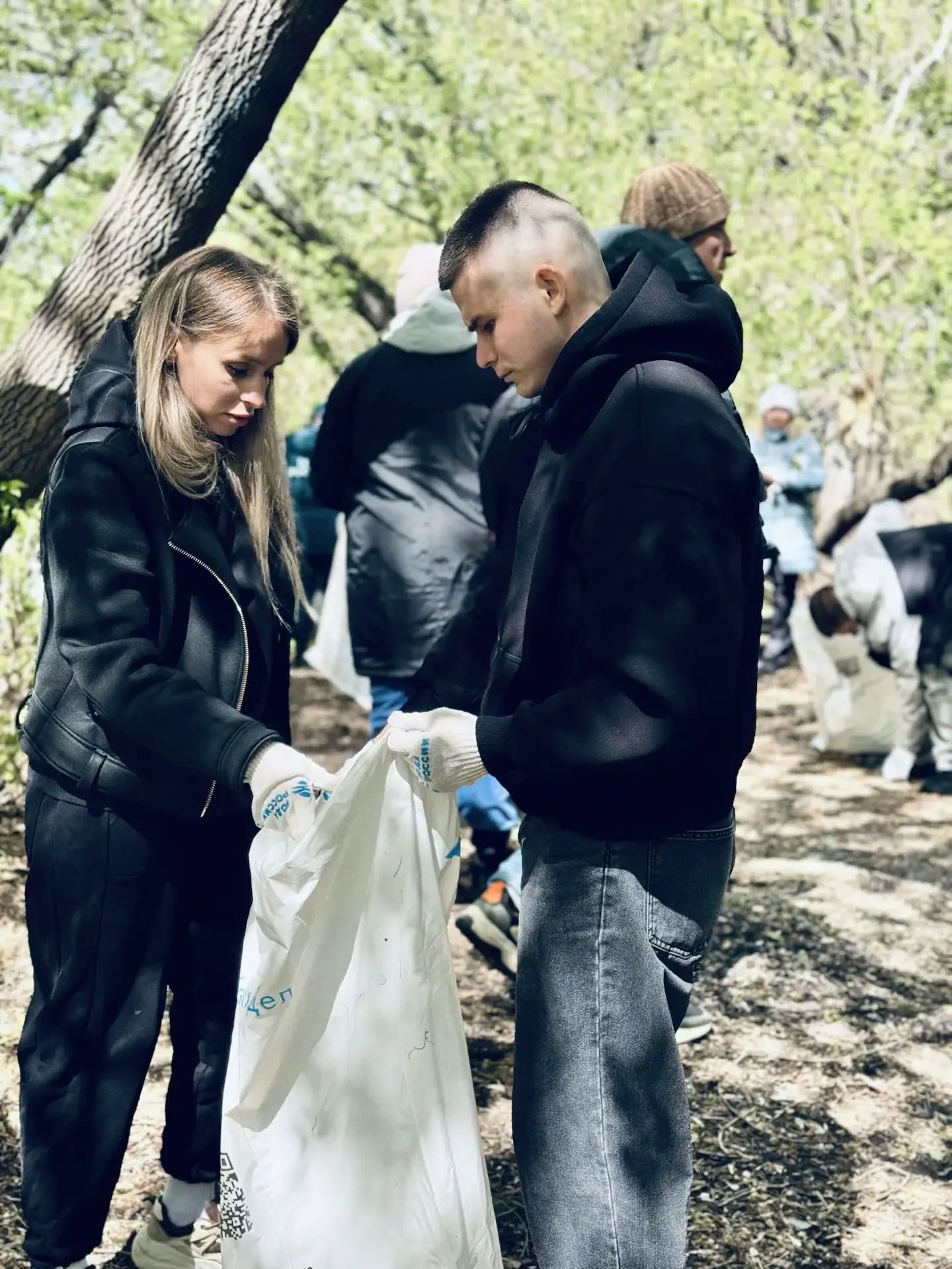 💧🌳 «Вода России. Зеленая весна»: судебные приставы Кузбасса присоединились к экологической акции    