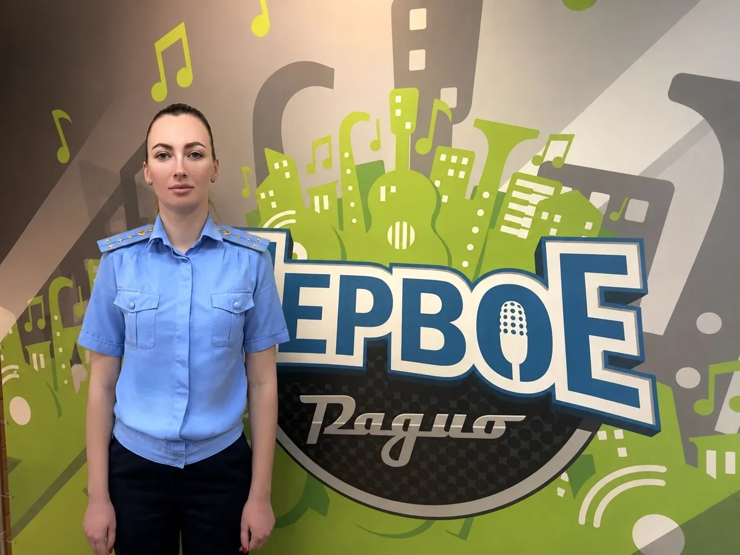 Эфир на «Первом радио на Кубани»: говорили об алиментной задолженности.  Заместитель начальника отде