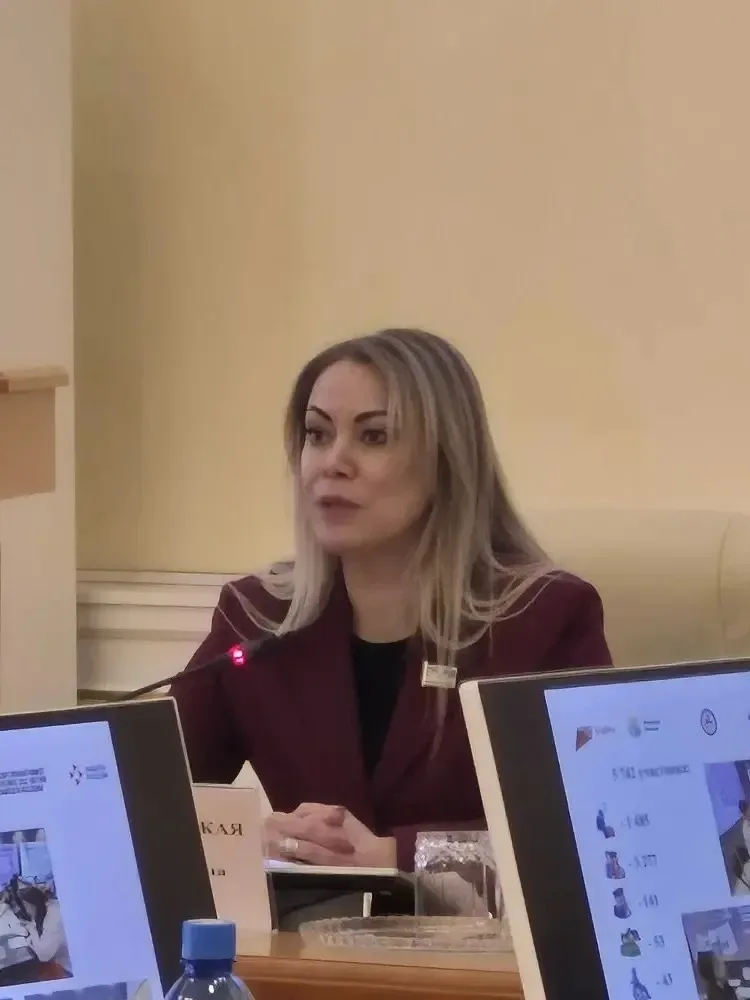 ПОДВЕДЕНИЕ ИТОГОВ РЕГИОНАЛЬНОЙ ЯРМАРКИ.  Заместитель Председателя Правительства РС (Я) Г.М. Степанов