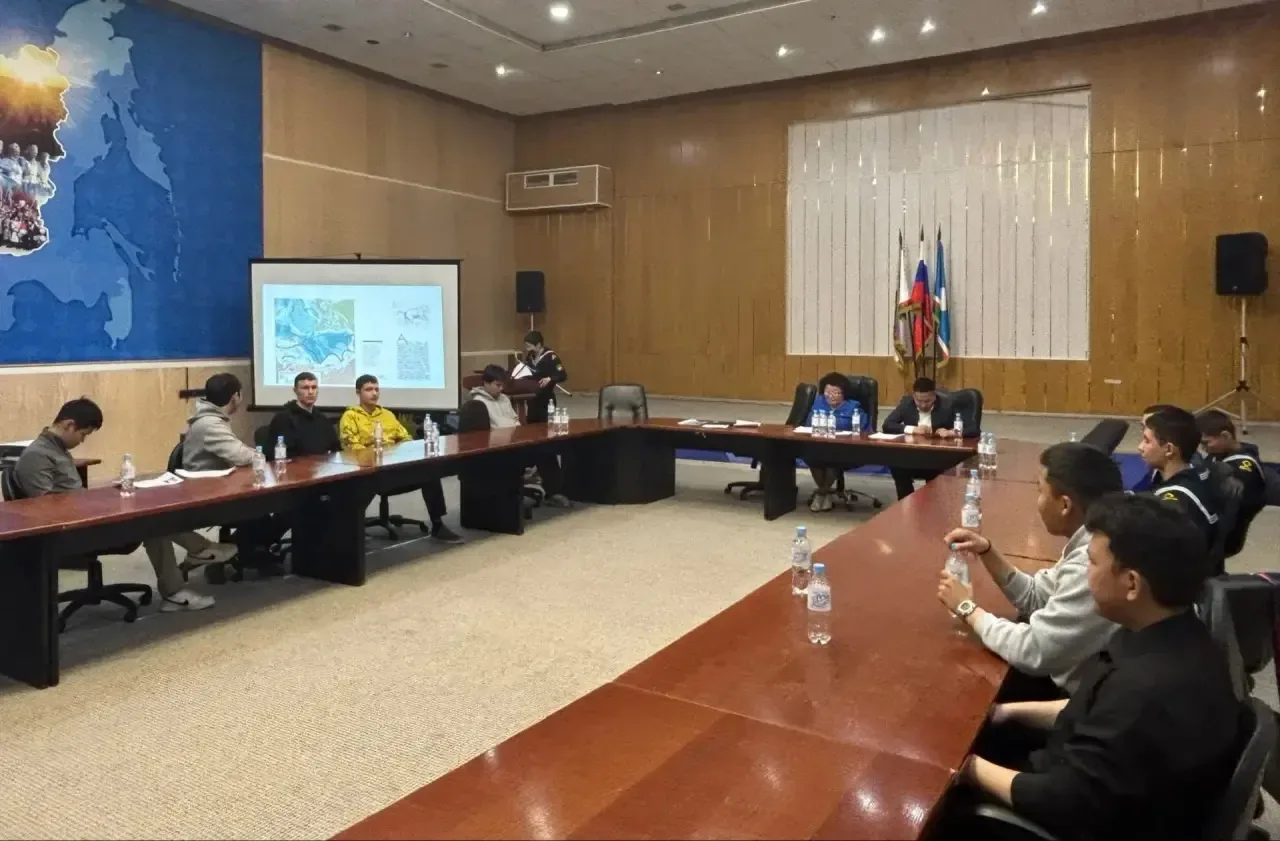 АРКТИКА - ЗА МОЛОДЫМИ!  Развитие Арктических территорий Якутии постепенно вовлекает в себя новые и н