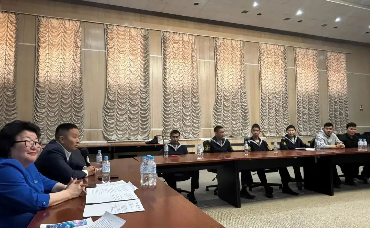 АРКТИКА - ЗА МОЛОДЫМИ!  Развитие Арктических территорий Якутии постепенно вовлекает в себя новые и н