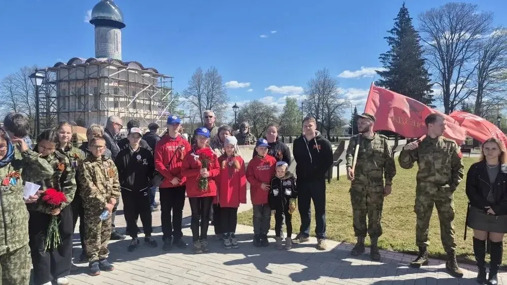 Накануне великого праздника Дня Победы ученики 600-й школы (корпус на Яхтенной) — Фёдоров Алексей из