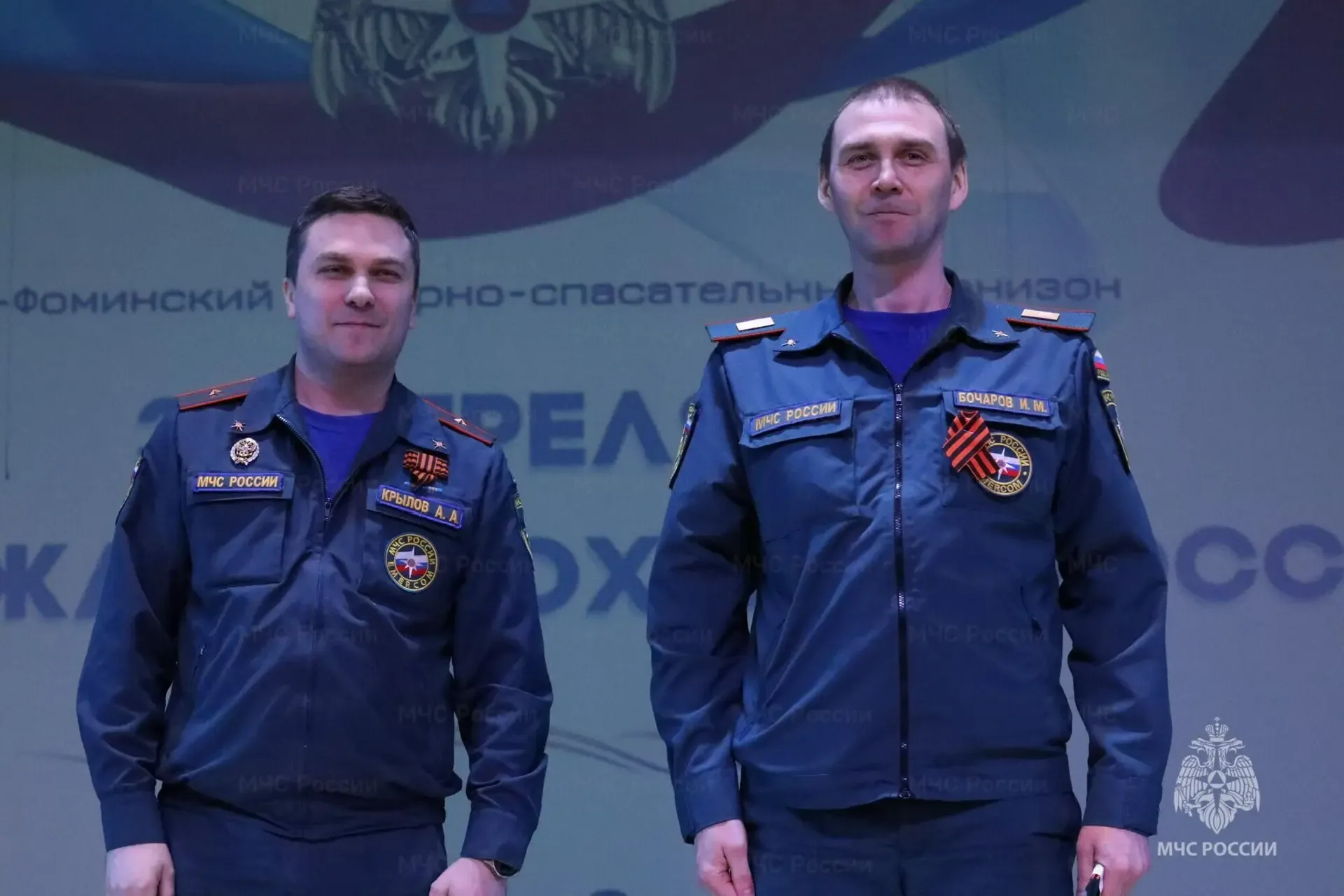 🔸Пожарных Наро-Фоминска поздравили с профессиональным праздником   В Наро-Фоминском пожарно-спасател