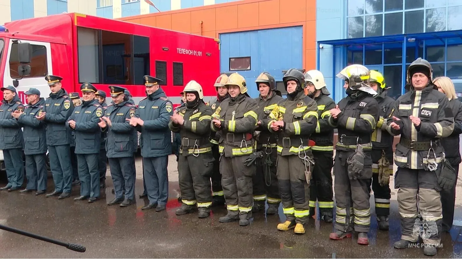 🇷🇺 В Реутове состоялась церемония освящения специализированной пожарно-спасательной части  В день 37