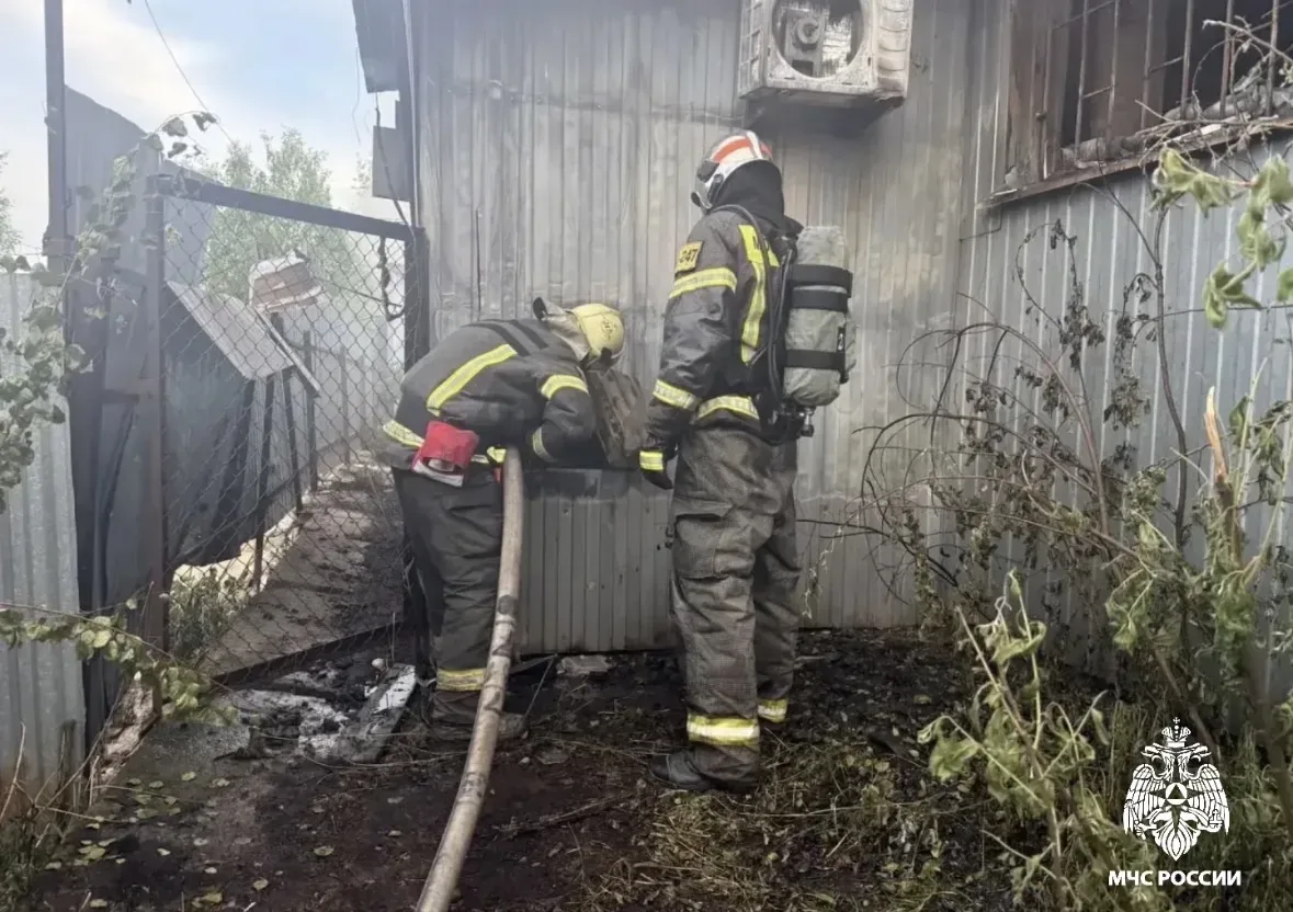 📌В Подольске локализовали пожар в нежилом здании  Сегодня вечером подразделения Подольского пожарно-