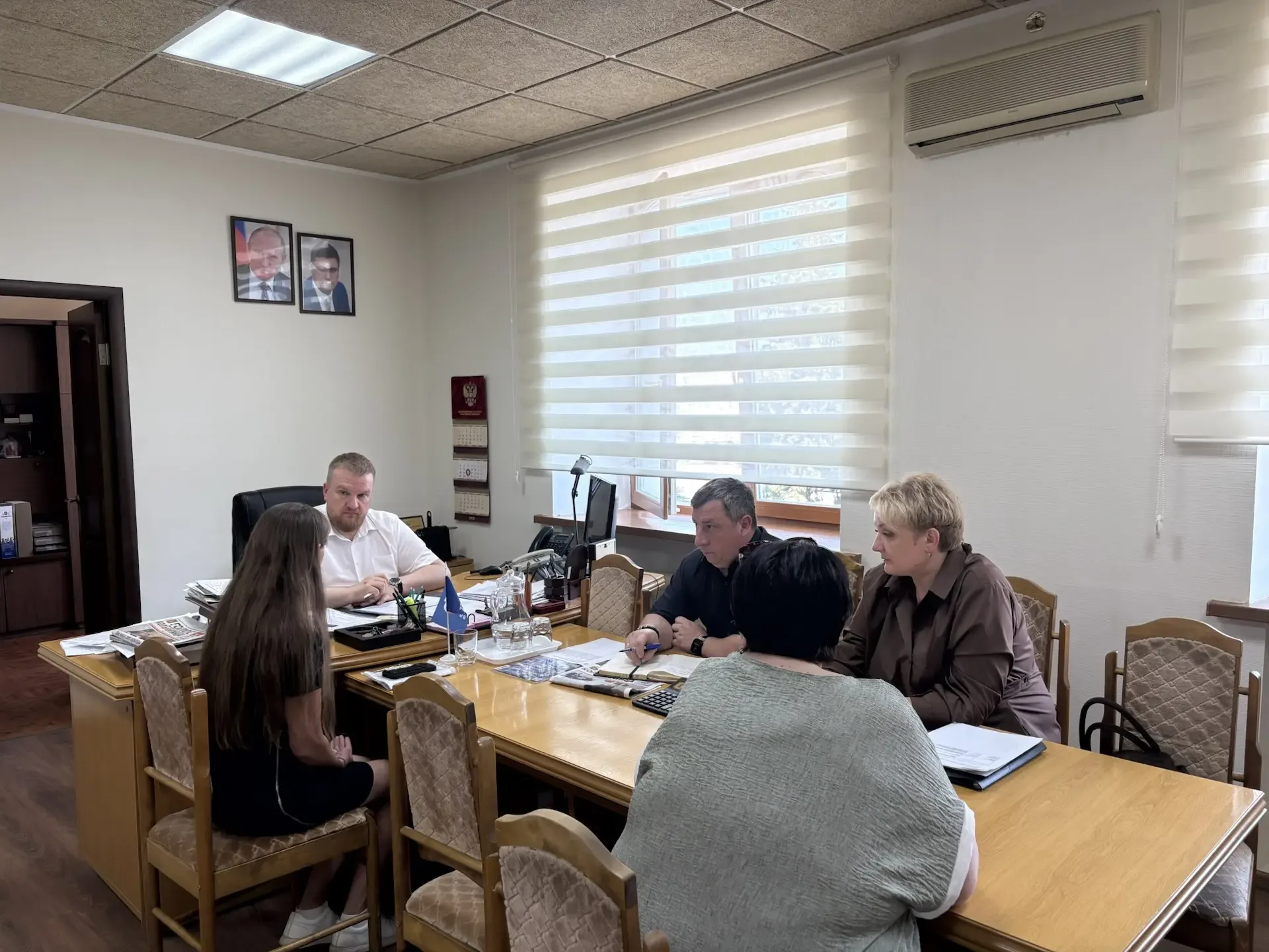 ✅ Сегодня провел личный прием граждан   На приеме присутствовали заместитель главы по социальным воп