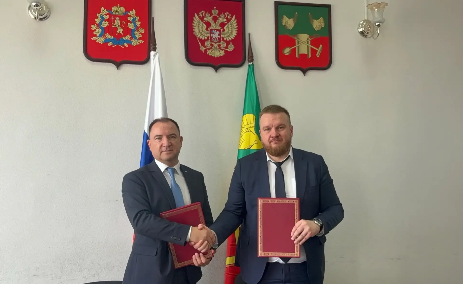 🤝 15 мая подписал Соглашение о сотрудничестве с управляющим Владимирским отделением ВТБ Сергеем Анат