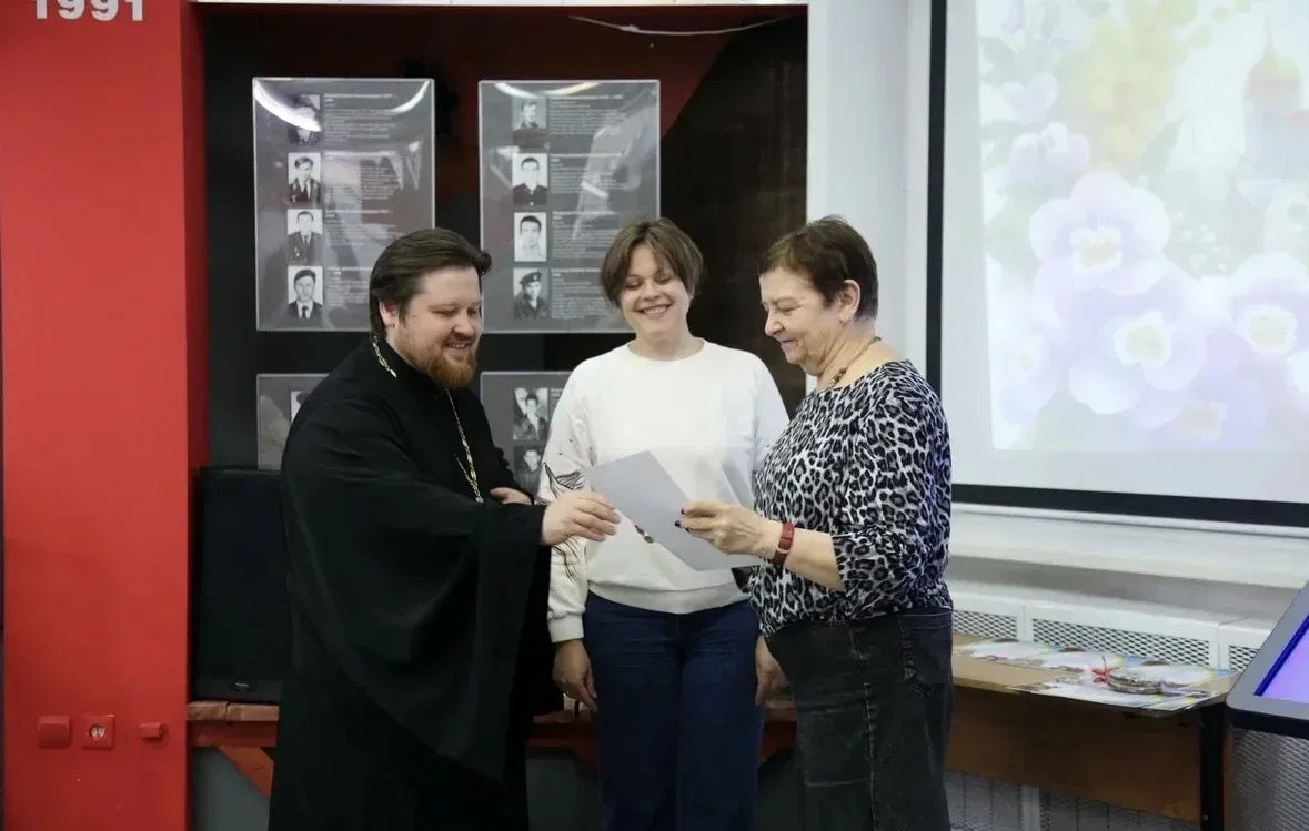 Поздравляем Сивочалову О. Б.,  учителя технологии  МБОУ «Образовательный комплекс  им. Владимира Хра