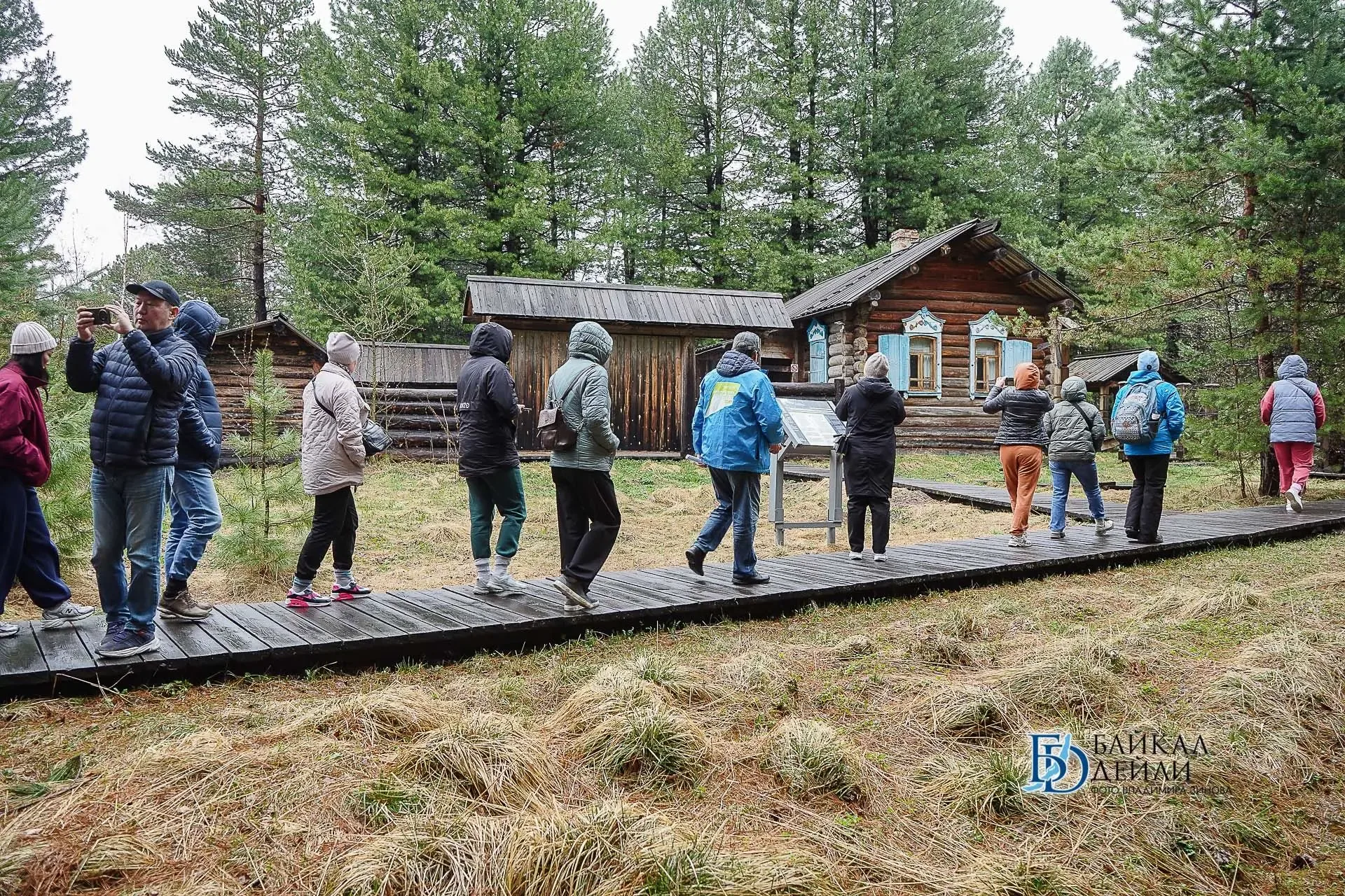 Предпринимателей Бурятии познакомили с экотропой в Байкальском заповеднике  С 13 по 15 мая Министерс